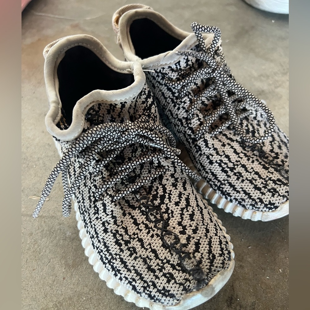 Yeezy Adidas Boost kids